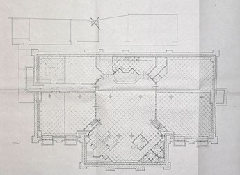 <p>Kelderplan uit 1990 van architectenbureau Verlaan en Nijhof. De nieuwe kelder is toegankelijk via twee trappen en een lift (archief Gereformeerde Kerk Vrijgemaakt). </p>
